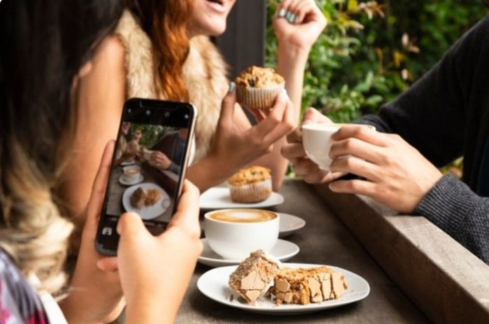 Di era saat ini remaja lebih suka menghabiskan uangnya untuk kopi