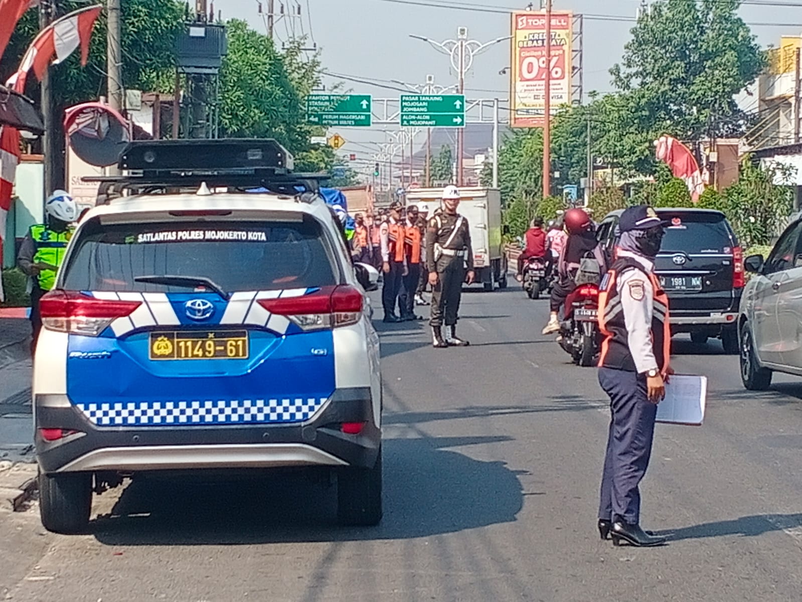 TILANG ELEKTRONIK: Mobil INCAR milik satlantas dikerahkan dalam mendeteksi pelanggaran lalu lintas di wilayah hukum Polres Mojokerto Kota.