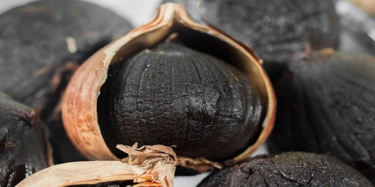 Inilah fakta dan manfaat black garlic yang semakin populer!