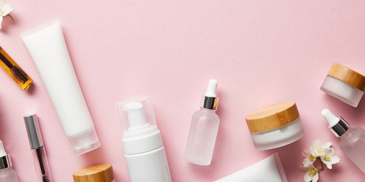 Skincare basic dan skincare paketan, mana yang lebih cocok untuk semua jenis kulit?