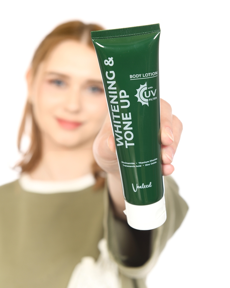 Voaleed menawarkan varian parfum, sabun wajah, dan body lotion.
