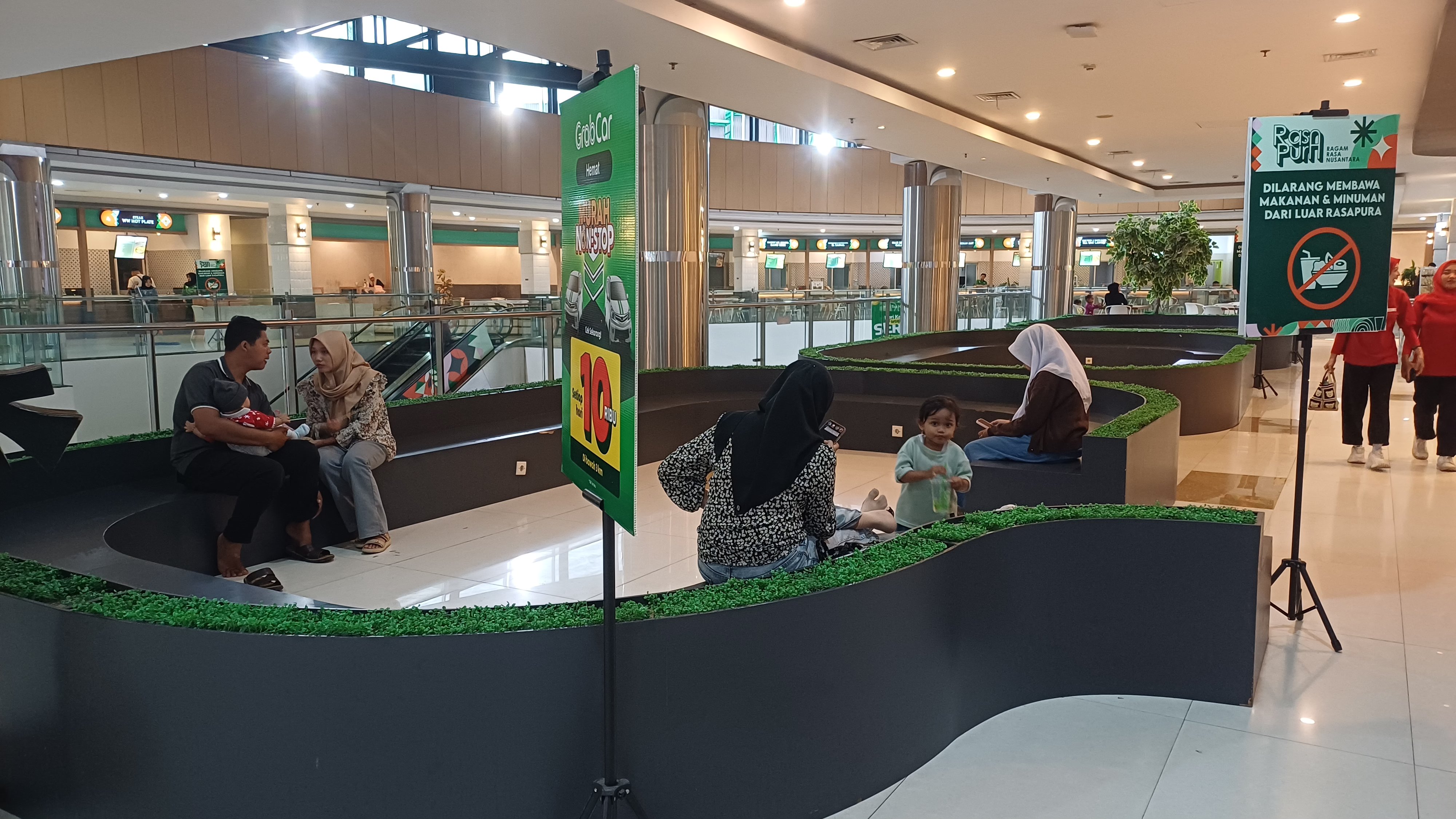 TIDAK RIBET: Rasapura yang menghadirkan berbagai menu dan proses pemesanan yang begitu mudah.