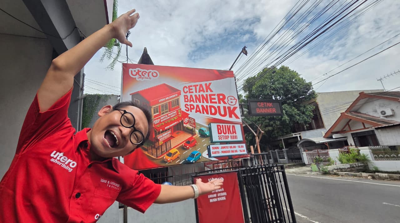Utero Mojokerto  Perusahaan percetakan digital dan agensi periklanan yang berlokasi di Jalan Sawunggaling 25, Kota Mojokerto.