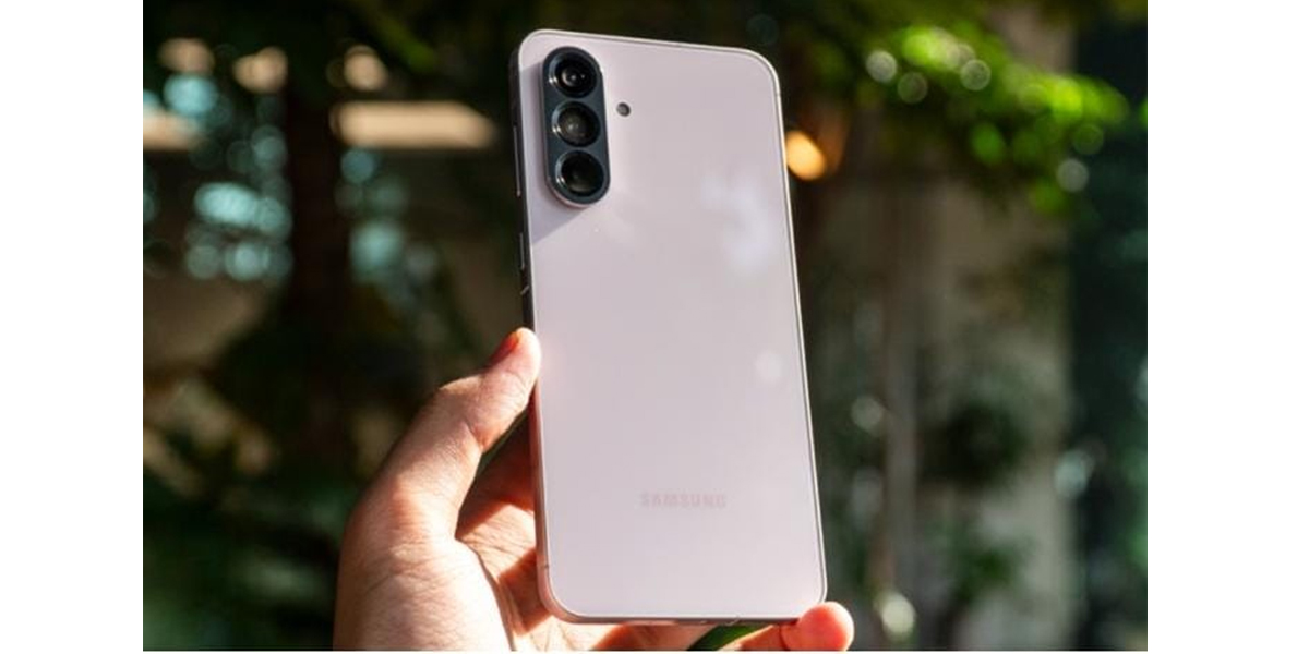 Samsung Galaxy A57 dipprediksi menjadi ponsel best seller tahun ini.