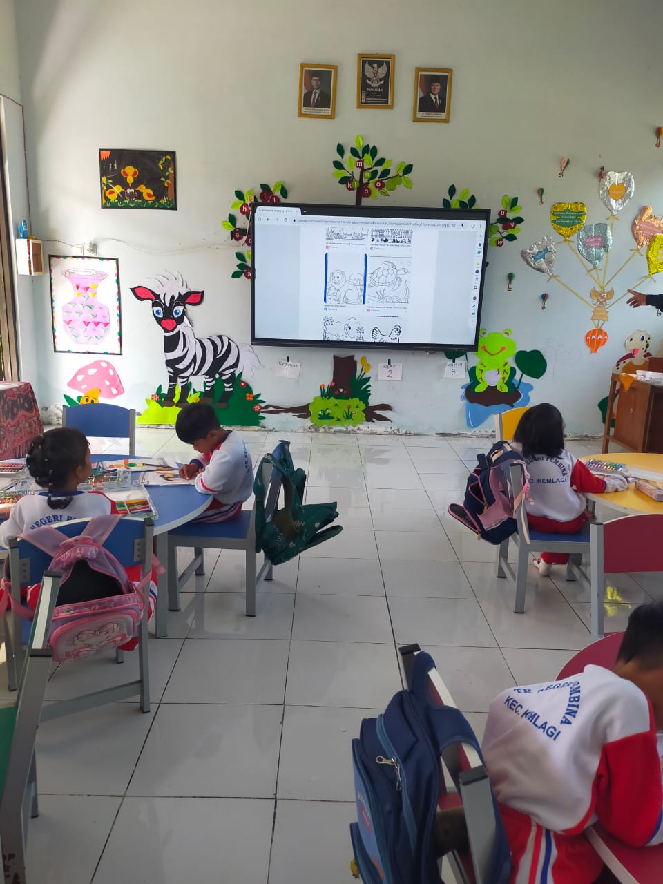 BELUM PASTI: Siswa TK di Kabupaten Mojokerto menanti realisasi penyaluran PIP yang diwacanakan pemerintah pusat sejak tahun lalu.  