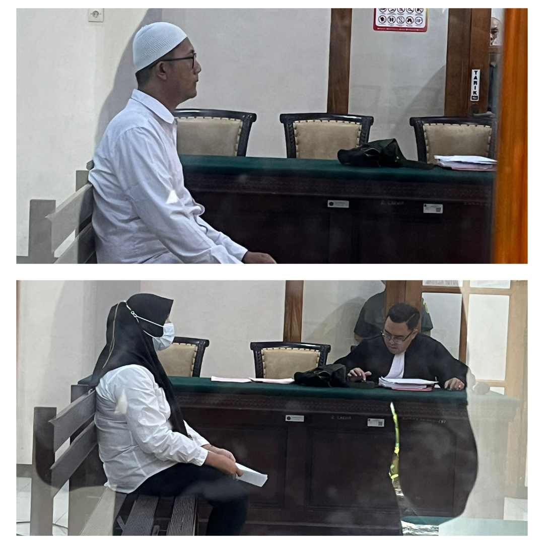 MENGAKUI SALAH: Terdakwa kasus aborsi di Pacet, MHM dan FAB, menjalani sidang di Pengadilan Negeri Mojokerto, Selasa (27/1).