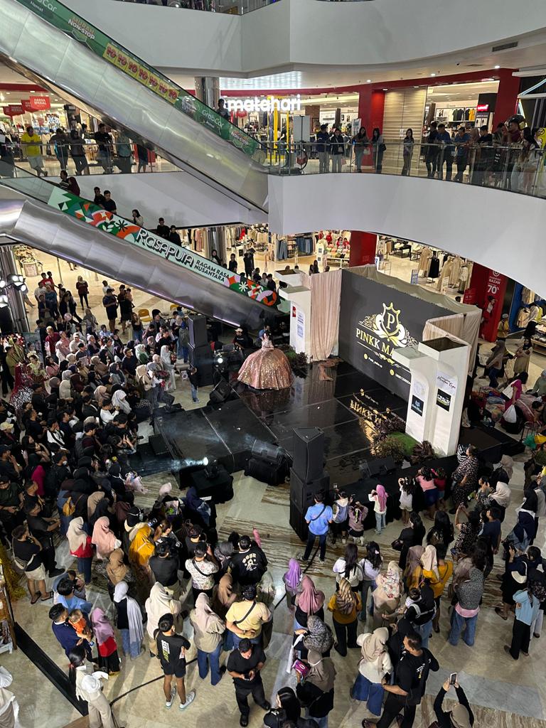 PERFORMA: Serba Serbi Manten Expo 2026 di Grand Atrium Sunrise Mall 1 Mojokerto yang diikuti sektor perhotelan, katering, hingga event organizer.