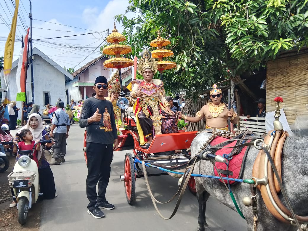 LESTARIKAN BUDAYA: Warga Dusun Mojogeng, Desa Sadartengah, Kecamatan Mojoanyar, menggelar ruwah dusun sebagai wujud syukur dan uri-uri budaya, Minggu (15/2).