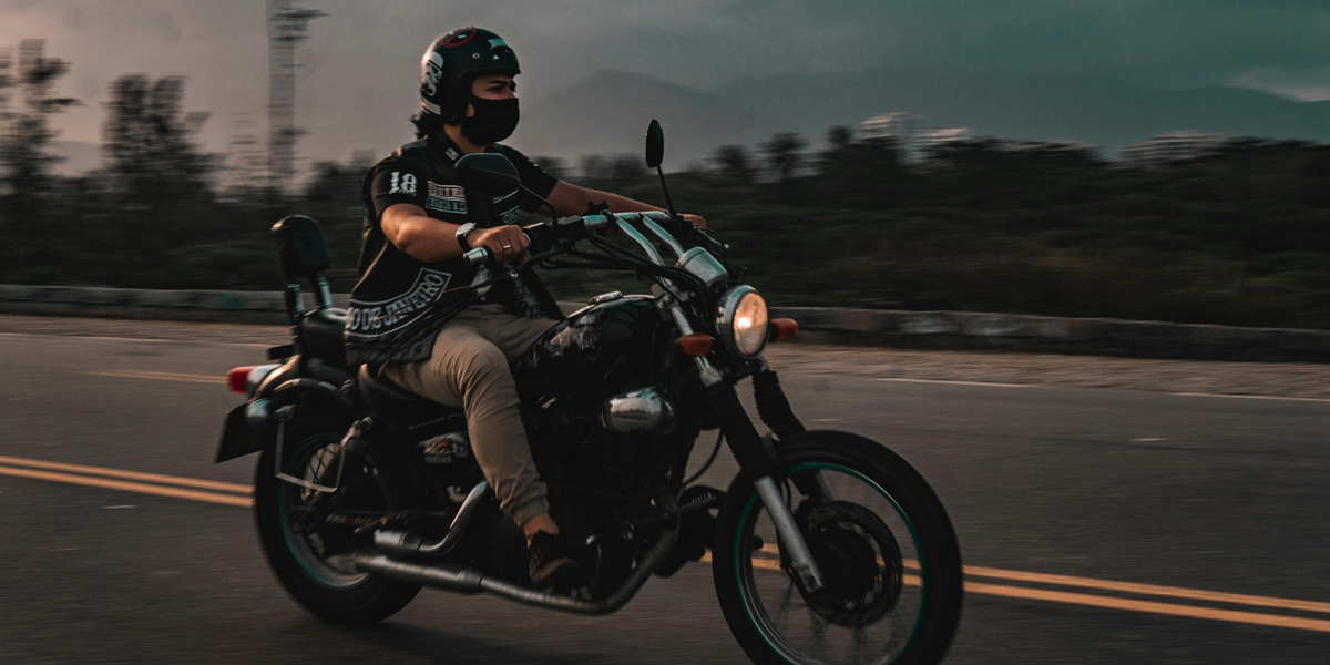 Bicara sendiri saat menyetir kendaraan bukan kelainan yang harus diobati.