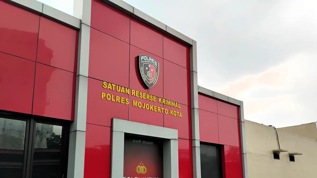 PROSES HUKUM: Kasus dugaan tipu gelap dengan modus polisi gadungan kini tengah ditangani Satreskrim Polres Mojokerto Kota. (dok JPRM)