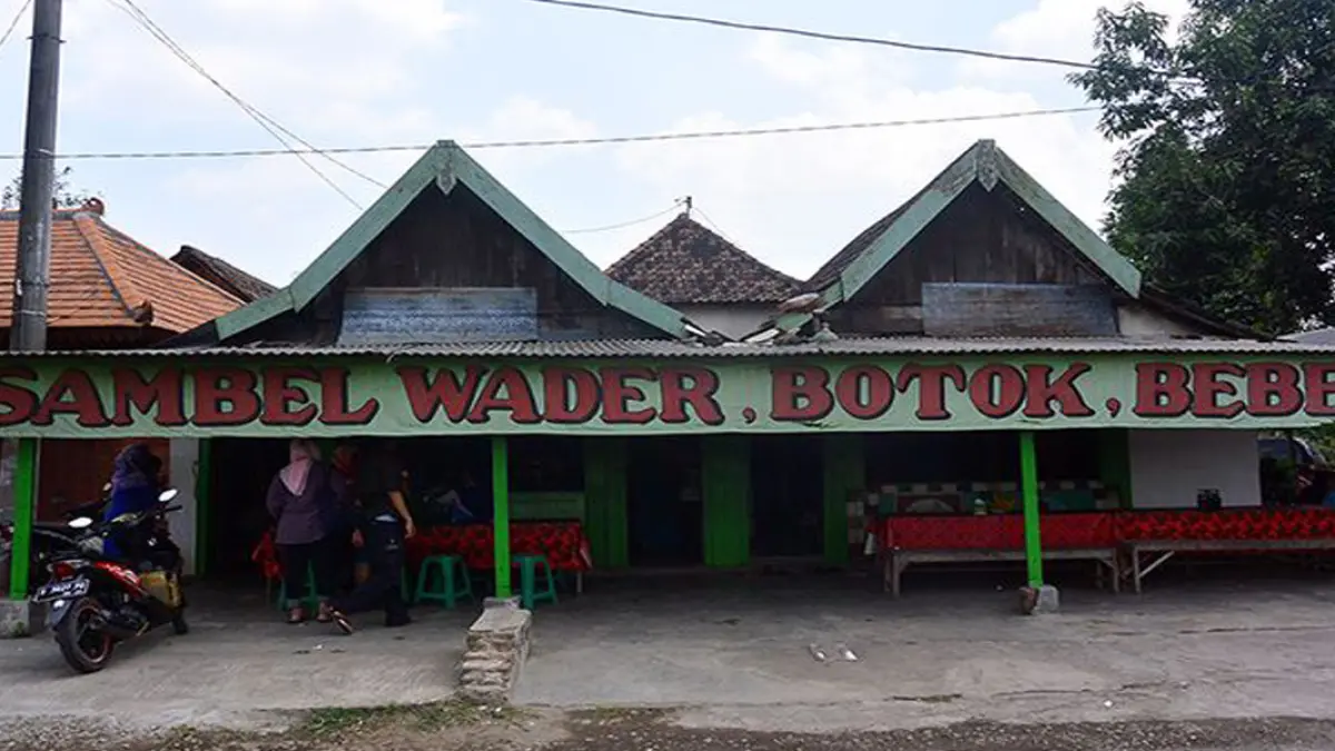 Sambelan Wader Cak Mat Mojokerto (Sambel Wader + Ikan Wader Goreng Renyah)