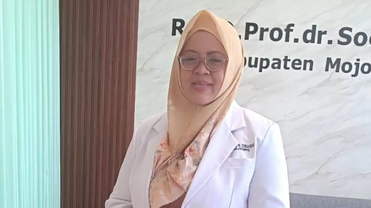 dr. Asri Rahmawati,SpKK, Dokter spesialis kulit dan kelamin RSUD Prof. dr. Soekandar.
