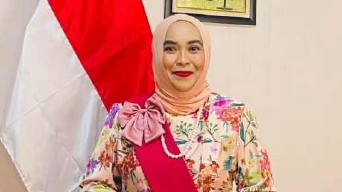 dr Linda Febryana DPH, SpPD, FINASIM, M.Biomed, Dokter Spesialis Penyakit Dalam RSUD Prof dr Soekandar.
