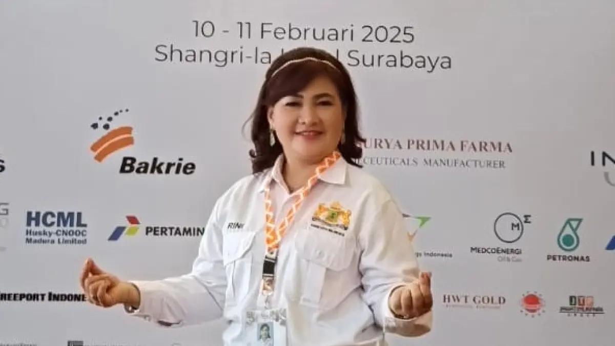 Rini Mujiati, SH, Humas Konghucu.

