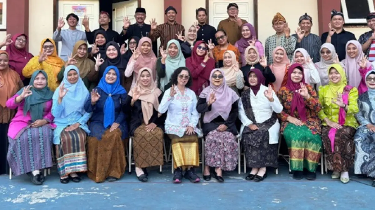 PENUH PENGABDIAN: Guru SMAN 3 Mojokerto berdedikasi antarkan siswa SMAN 3 Mojokerto meraih masa depan. 