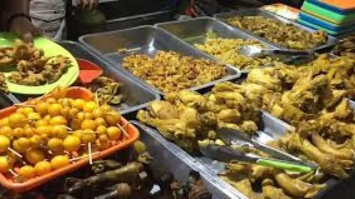 Warung Penyetan Mahasiswa.