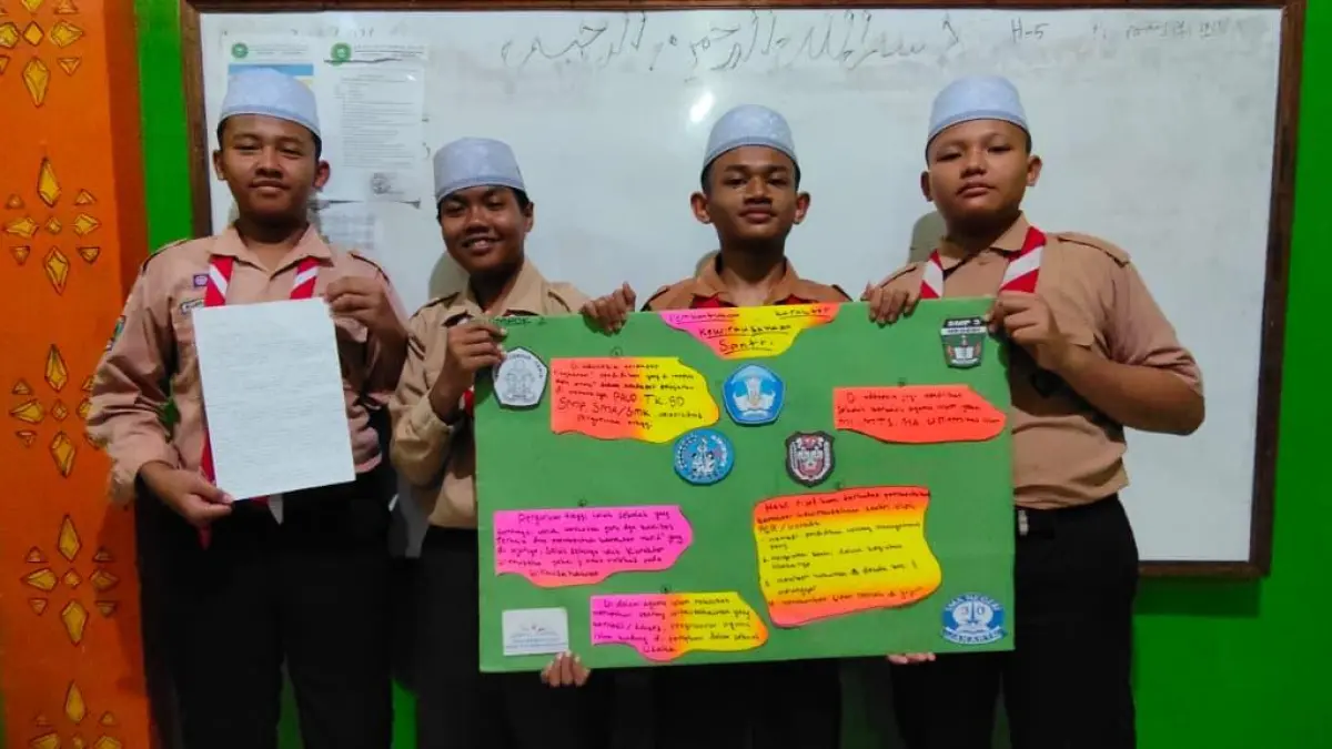 Revandra Fikka Aidila Fathir, Raka Bima Hafidzalloh, Bintang Maulana Dzaky, dan Dafka Abybka Catur Baihaqi, 9 Social Class MTs Nurul Islam Mojokerto. Pembimbing: Siti Kholifaturosida, S.Pd.