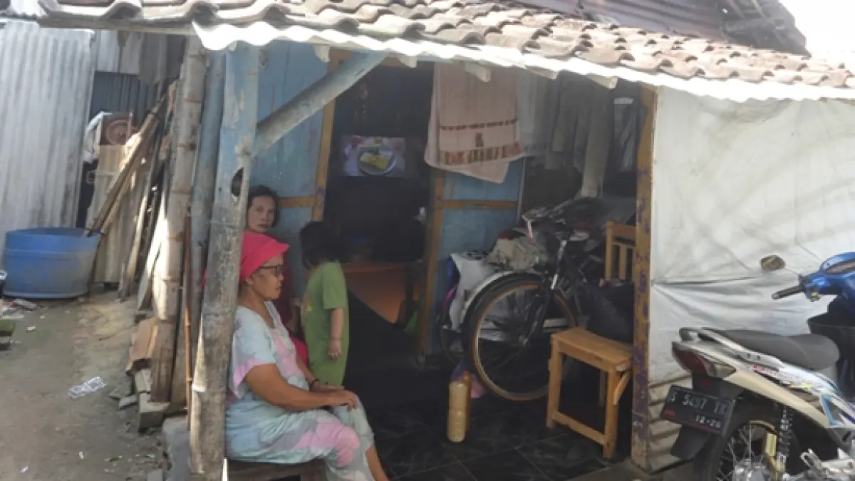 PADAT PENDUDUK: Kondisi rumah warga Lingkungan Pekayon, Kelurahan/Kecamatan Kranggan, Kota Mojokerto, yang belum semuanya dilengkapi MCK, beberapa waktu lalu. (dok JPRM)