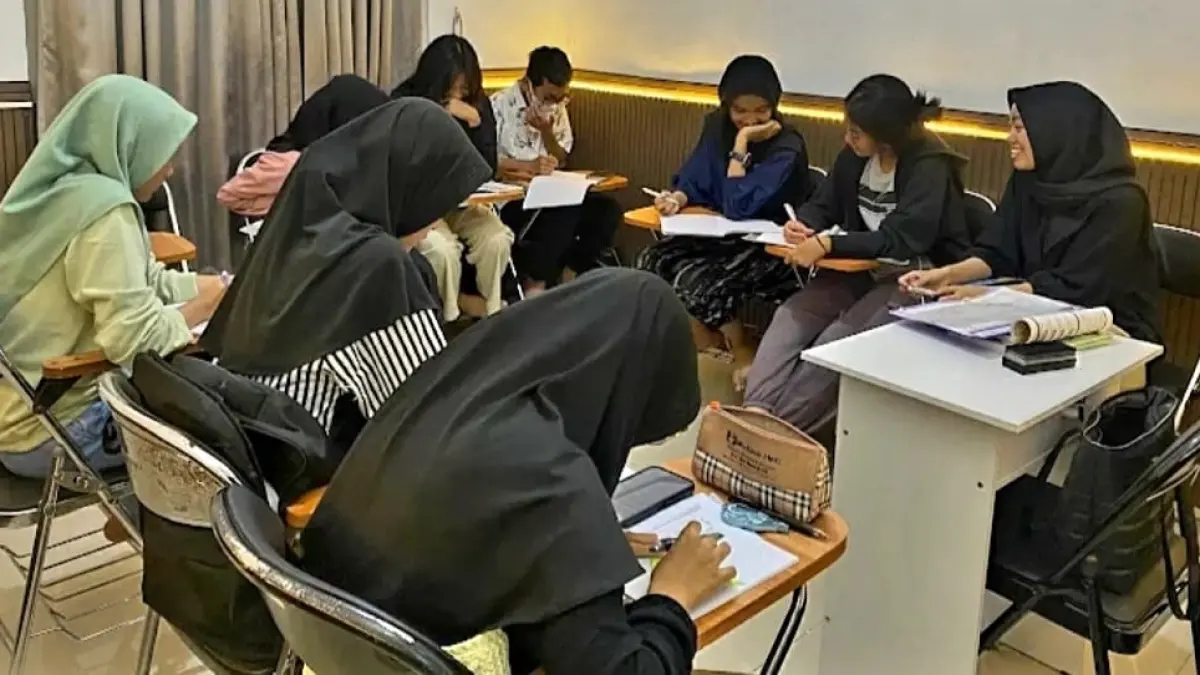 MENYENANGKAN: Suasana pembelajaran di Yayasan Avicenna Cipta Cendikia Education Services (Acces). (Adi JPRM)