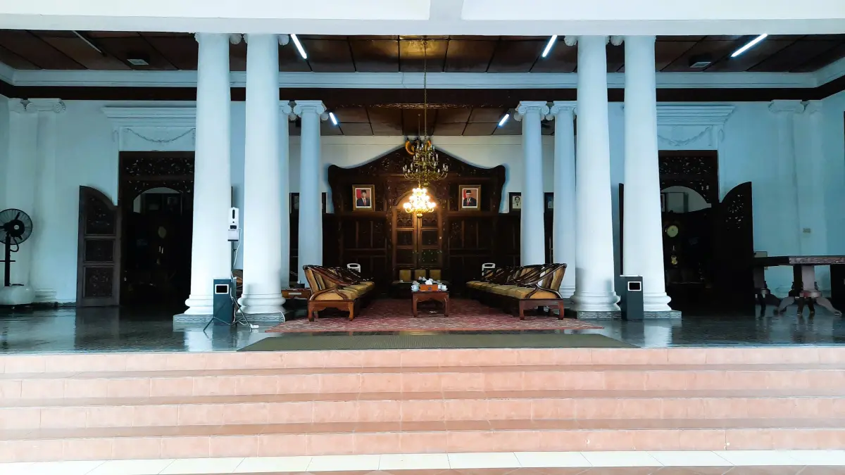 TINGGALAN KOLONIAL: Rumah dinas Bupati Mojokerto alias peringgitan&nbsp;ancang-ancang dicanangkan sebagai bangunan cagar budaya tingkat kabupaten. (dok JPRM)