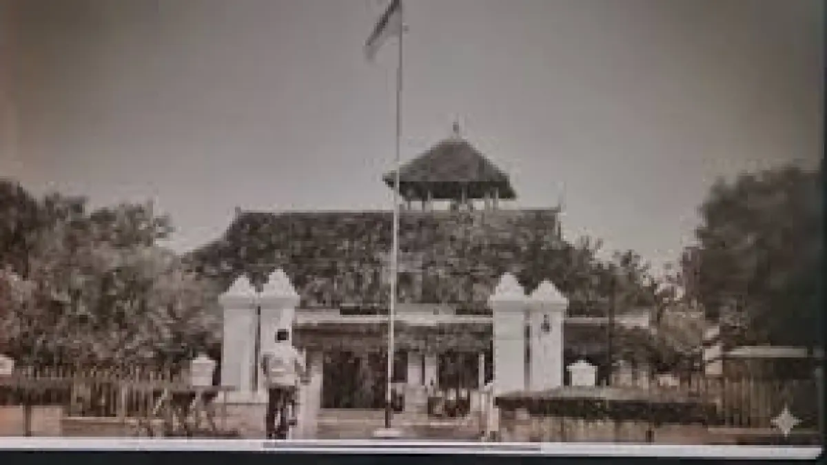 TEMPAT IBADAH: Masjid Agung Al-Fattah Kota Mojokerto yang dibangun sebagai bagian dari penataan struktur tata ruang pemerintahan Kabupaten Mojokerto.