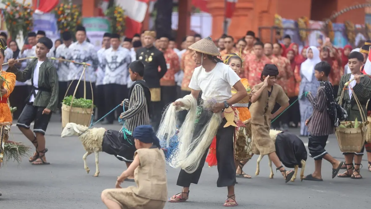 Drama kolosal menceritakan tentang masyarakat jaman Majapahit yang bercirikan masyarakat agraris dan maritim. (Sofan JPRM)
