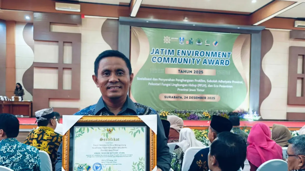 Kepala Desa Warugunung Agus Sudarmaji.
