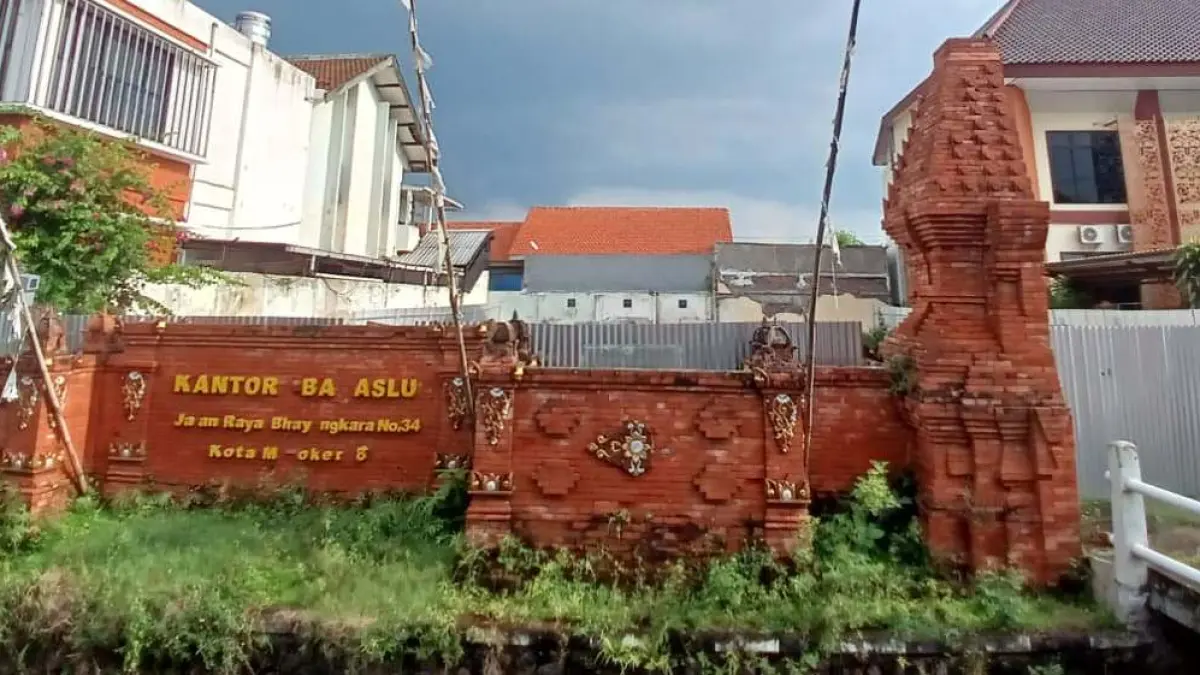 ASET PEMKOT: Lahan bekas kantor Bawaslu Kota Mojokerto di Jalan Bhayangkara, Kelurahan Jagalan, Kecamatan Kranggan, yang akan dibangun jadi kantor BPBD. (Adi JPRM)