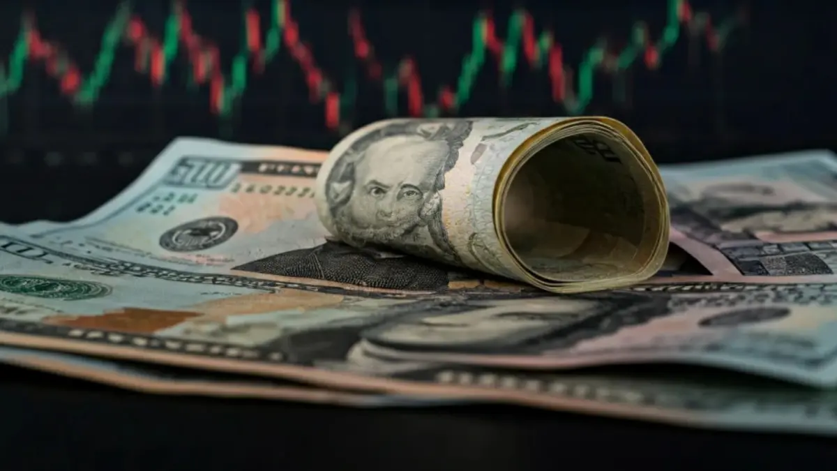 Kenaikan harga akibat pelemahan Rupiah jadi tantangan baru bagi masyarakat.