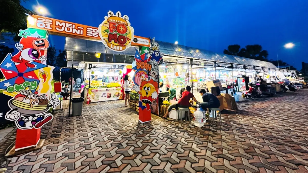 EVENT BARU: Destinasi kuliner baru menghadirkan lebih dari 100 menu viral dan hits di area parkir VIP Sunrise Mall 1 dan area parkir Sunrise Mall 2 Mojokerto. (Dodik JPRM)