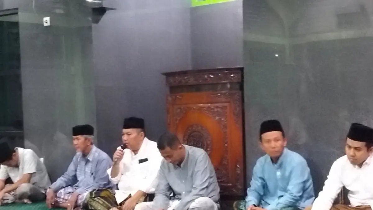 KHITMAD: PG Gempolkrep gelar Khotmil Al-Qur’an dan malam harinya dilanjutkan salat Isya berjamaah, salat hajat, dan istighotsah di Masjid Baiturrahman PG Gempolkrep, Kamis, (28/5).