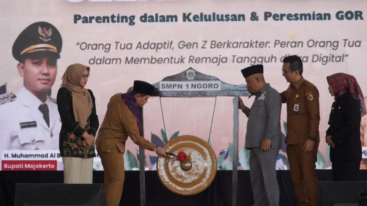 RESMI: Peresmian GOR Surya Kencana SMPN 1 Ngoro oleh Bupati Mojokerto Dr. H. Muhammad Albarraa, Lc., M.Hum. (Basuni JPRM)