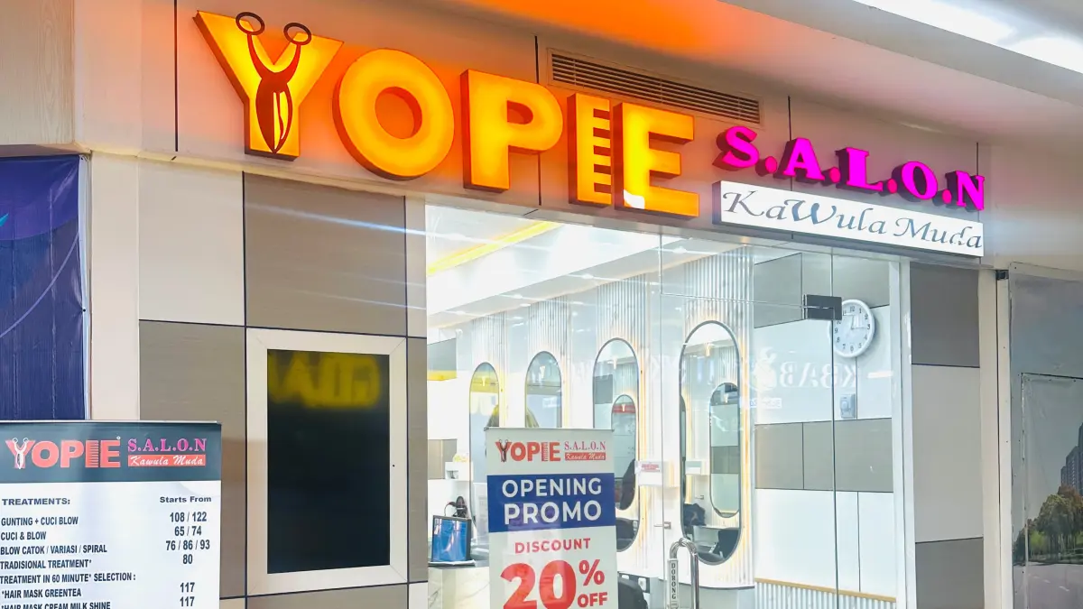 BARU: Salon kecantikan di Sunrise Mall Mojokerto 1 lantai 2 siap memanjakan pengunjung mal. (Dodik JPRM)