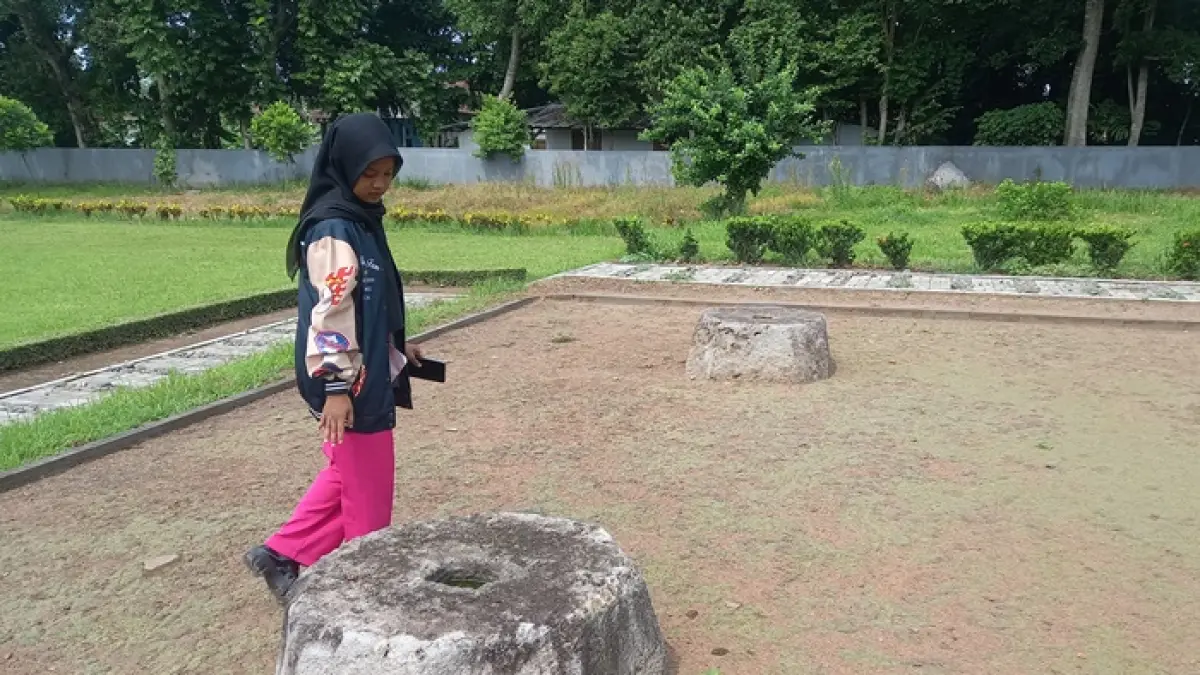 BERSEJARAH: Situs Umpak Sentonorejo yang berada di Dusun Kedaton di Dusun Kedaton, Desa Sentonorejo, Kecamatan Trowulan, Kabupaten Mojokerto. (dok JPRM)