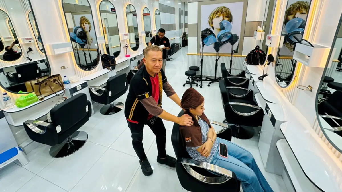 NYAMAN: Tempat yang nyaman dan modern siap memberikan treatment terbaik.