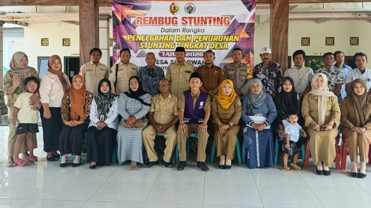 FORUM DISKUSI: Kegiatan Rembuk Stunting berlangsung di Desa Singowangi, Kecamatan Kutorejo, Kabupaten Mojokerto, Selasa (30/6). (dok Pemdes Singowangi for JPRM)

