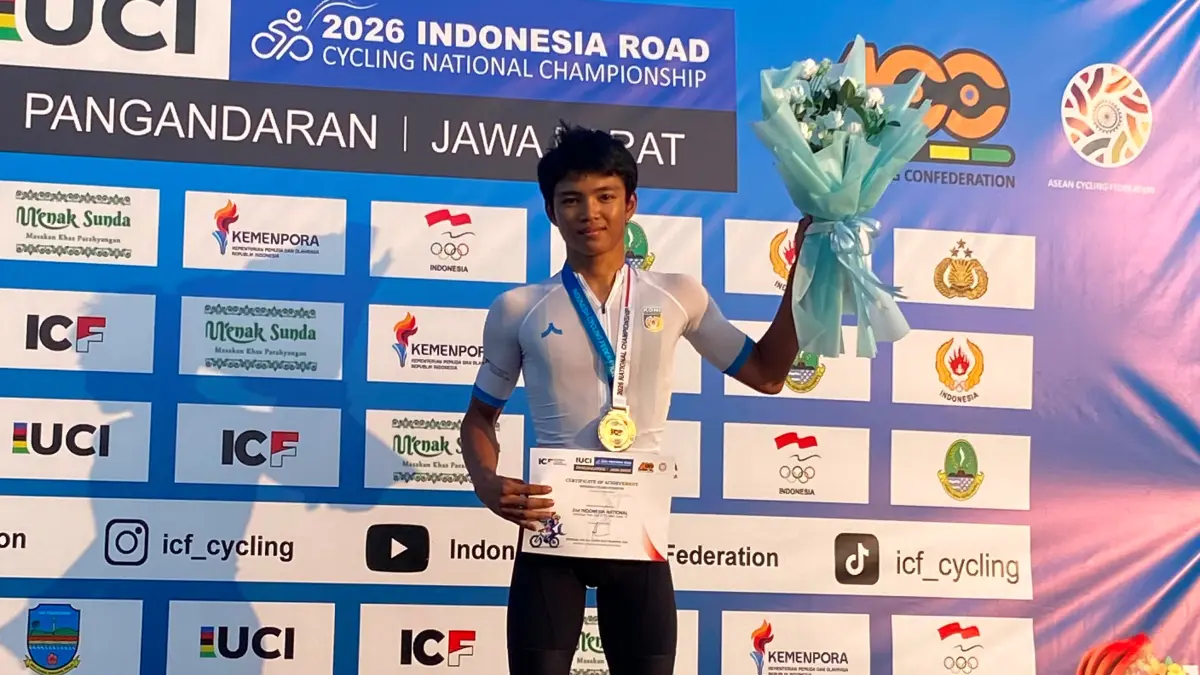 Marvel Indi Hidayat telah berhasil menyabet juara 2 lomba balap sepeda tingkat Nasional yakni Indonesia Road National Championship 2026 di Pangandaran Jawa Barat, beberapa waktu lalu.