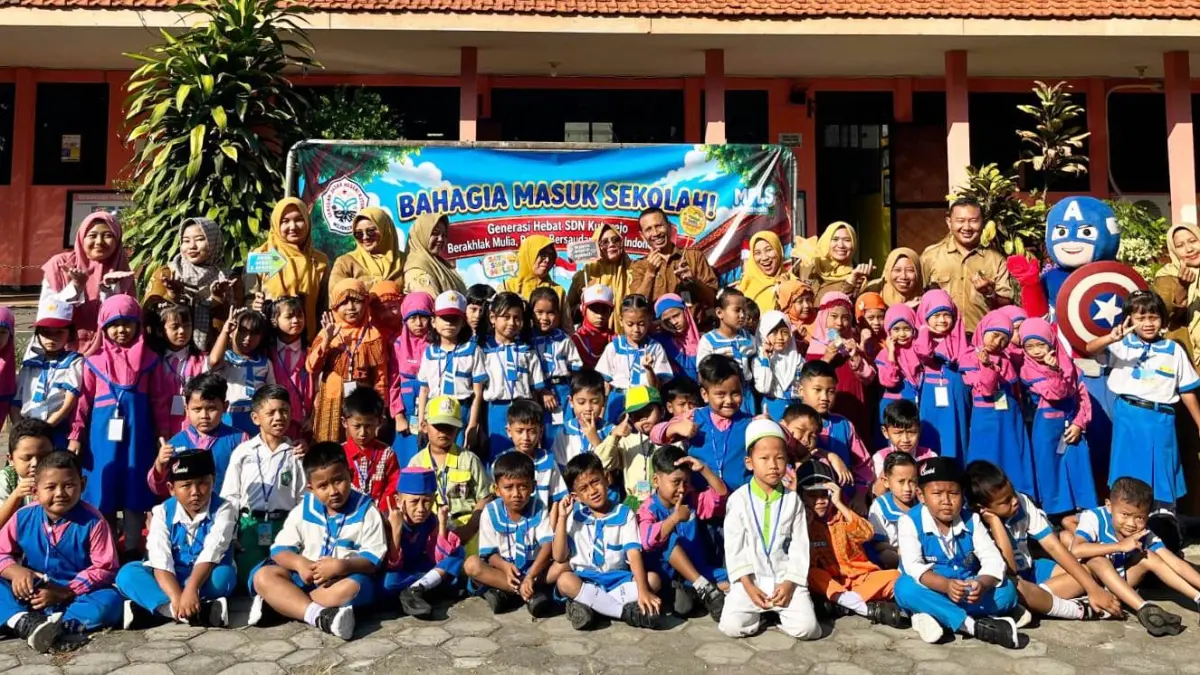 MENYENANGKAN: SDN Kutorejo merancang pembelajaran yang menyenangkan bagi para siswa baru dalam kegiatan MPLS Ramah 2026 ini.