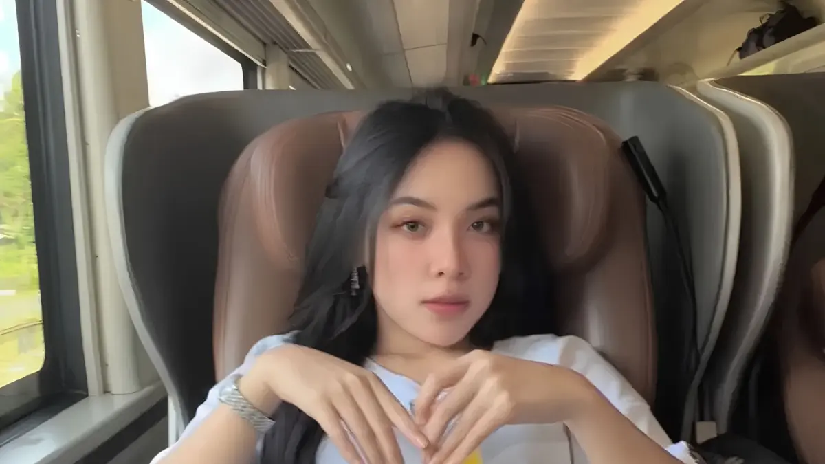 Mengenal Endang Yustika, sosok yang tengah menjadi sorotan publik. Simak profil, perjalanan karier, biodata, dan fakta menarik lainnya!
