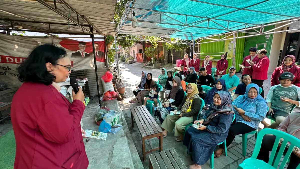 Kelompok 40 Kuliah Kerja Nyata (KKN) Universitas Muhammadiyah Surabaya melaksanakan program pemberdayaan masyarakat di Griya Permata Meri RT 04/RW 05, Kelurahan Meri, Kota Mojokerto, selama satu bulan, mulai 6 Juli hingga 6 Agustus 2026.