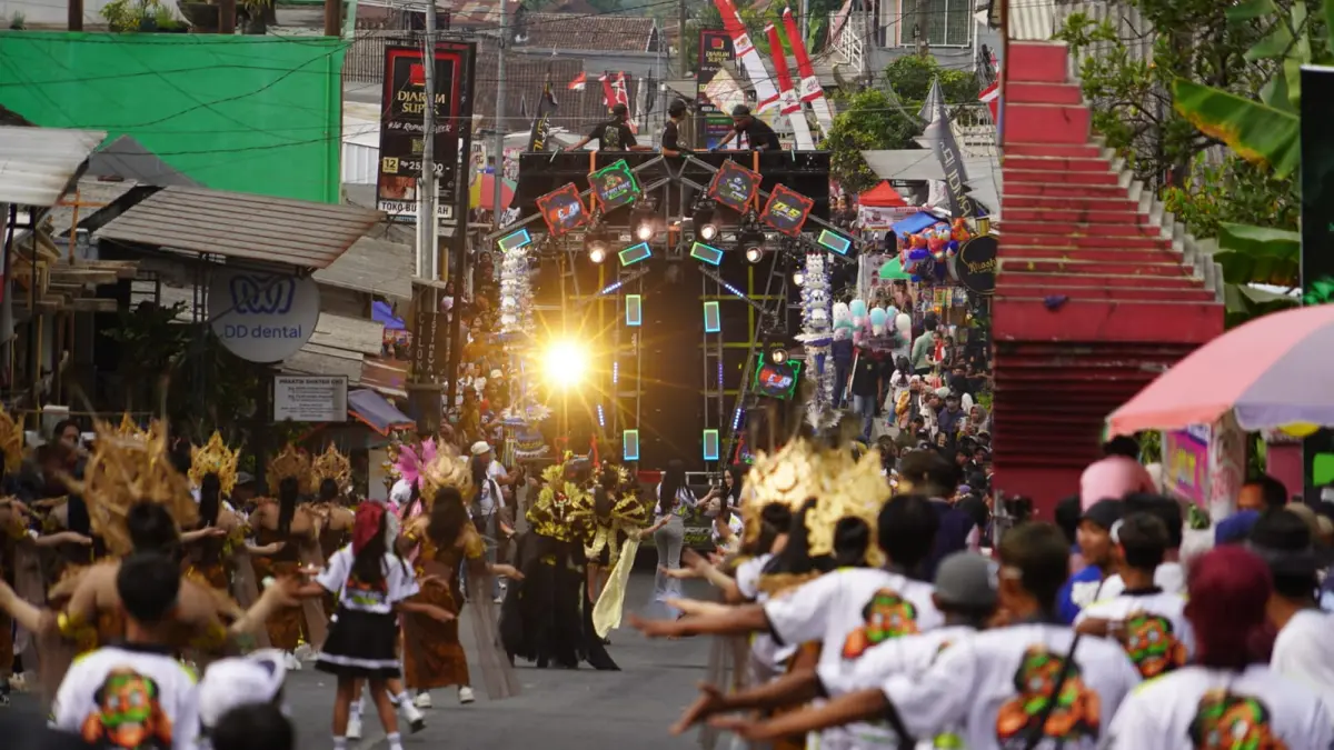 SEMARAK: Kesiman Trawas Culture Carnival 2026 sukses pukau masyarakat dan jadi magnet wisatan dari berbagai kalangan masyarakat di Indonesia, Sabtu (1/8).