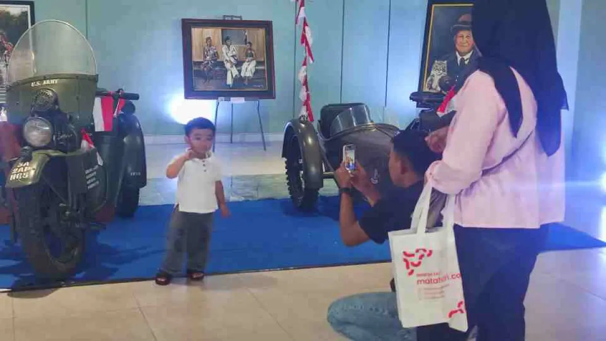 Birth Beyond menghadirkan program spesial berupa pembagian voucher belanja bagi keluarga yang berkunjung ke Pameran Foto dan Lukisan di Media Center, Connecting Floor Lantai 1 Sunrise Mall, Kota Mojokerto, selama bulan Agustus.