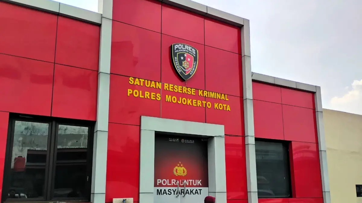 DIUSUT: Satreskrim Polres Mojokerto Kota tengah menyelidiki kasus penipuan yang menyeret oknum mantan lurah di Kota Mojokerto. (Martda JPRM)