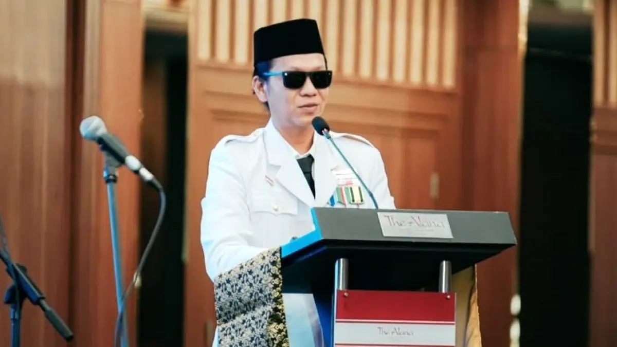 BERI ARAHAN: Pemilik Jaya Wibowo Group, Gagah Wibowo beri motivasi saat perayaan HUT ke-81 Kemerdekaan RI di Singasari Ballroom, The Alana Hotel & Convention Center Malang, pada Jumat (21/8).
