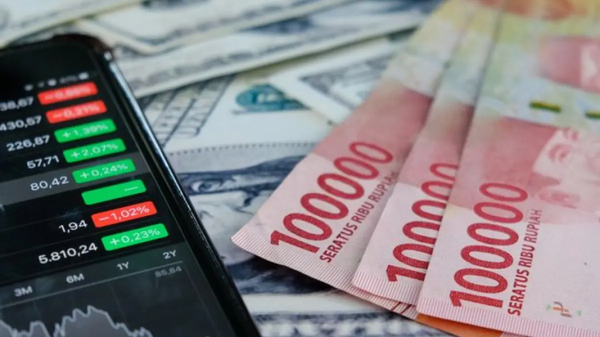 Rupiah sempat menguat di awal perdagangan 26 Agustus 2026