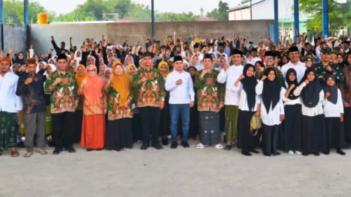 BERPRESTASI: Kafilah kontingen kecamatan yang berlaga dalam Porsadin VII tingkat Kabupaten Mojokerto 2026.
