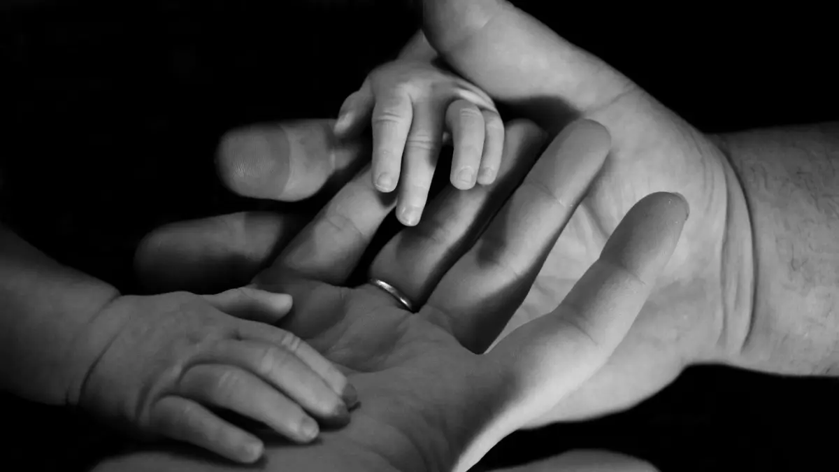 Keputusan untuk "childfree" masih menuai perdebatan pro dan kontra di media sosial. (Foto: Liv Bruce/Unsplash)
