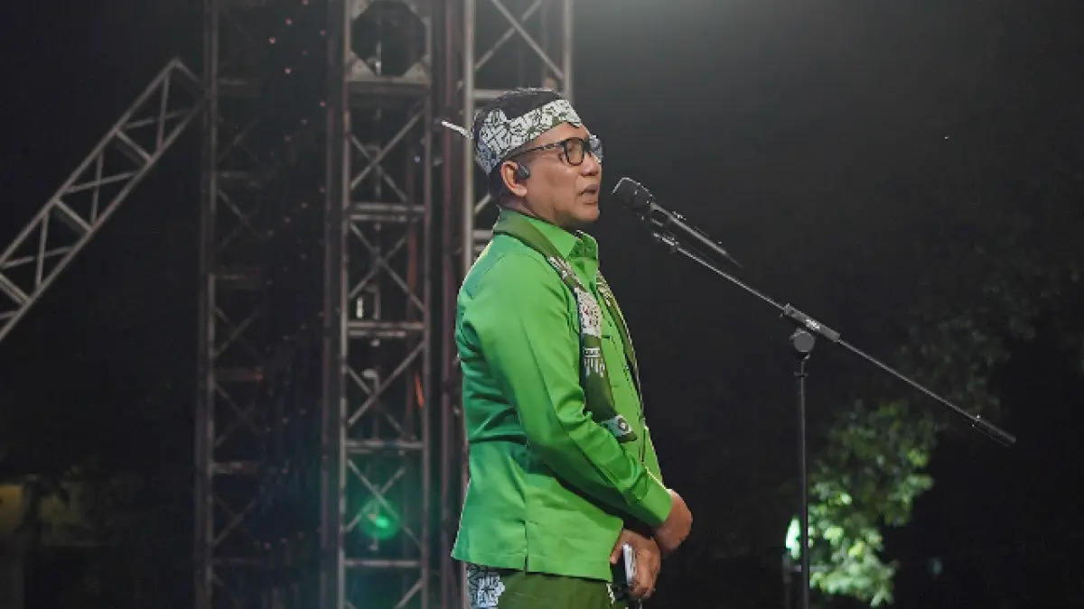 MOTIVASI: Ketua DPW PKB Jatim H. Abdul Halim Iskandar meminta semua kader PKB mendukung program NU di setiap daerah.