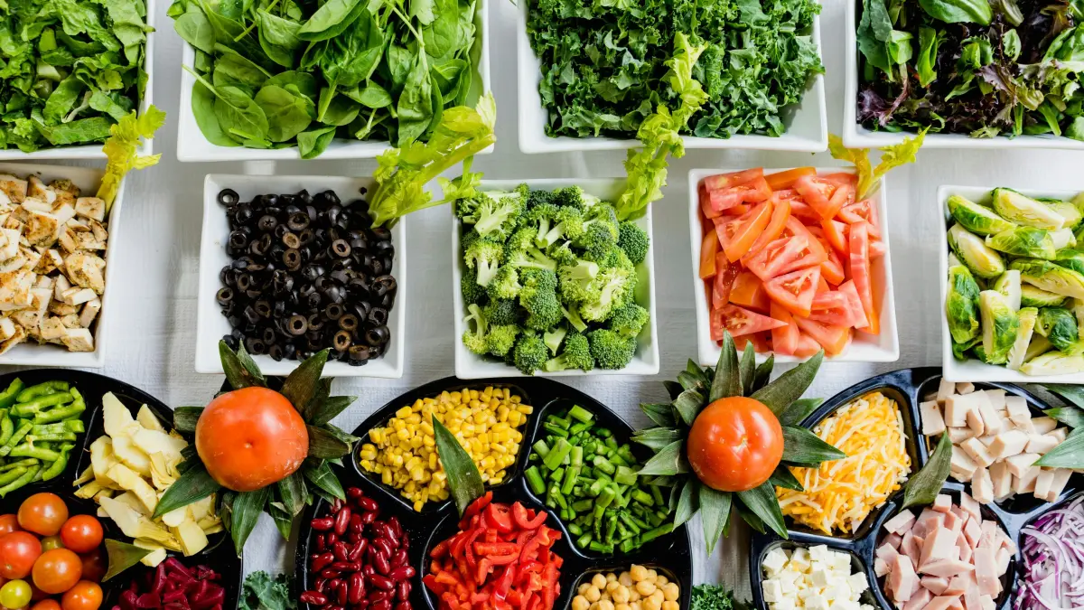 Isu superflu meningkat, beberapa nutrisi wajib dipenuhi untuk membantu menjaga imunitas tubuh. (Foto: Dan Gold/Unsplash)