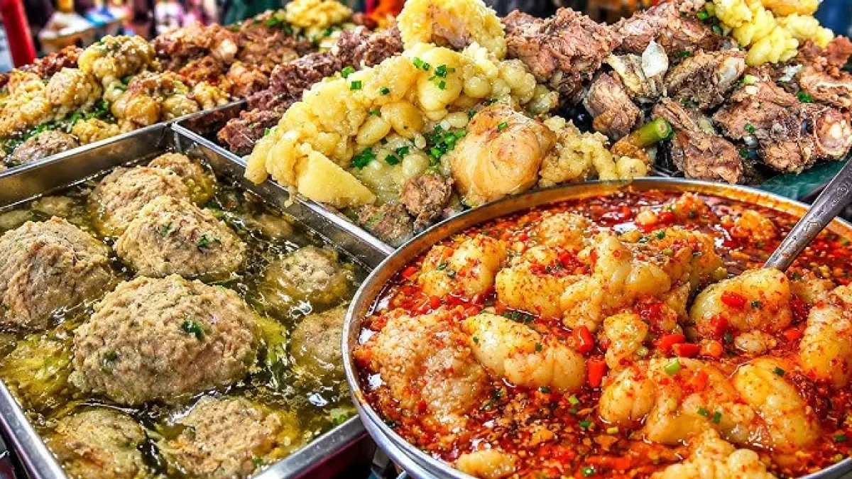 Seperti Inilah Penampakan Berbagai Macam Jenis Bakso yang Tersedia di Bakso Barongan Canggu